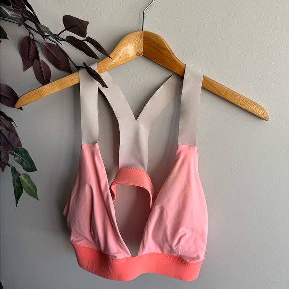 Lululemon 6 Coral and Gray Women's Sports Bra - Picture 3 of 3